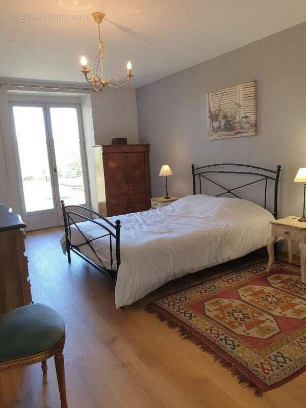 Maison à SAINT-JEAN-DE-DURAS