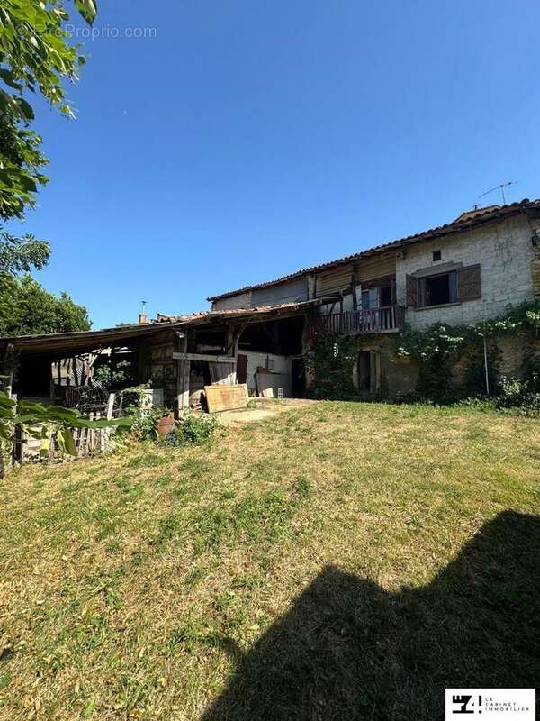 Maison 108 m² à Belbeze-En-Comminges  - photo 8