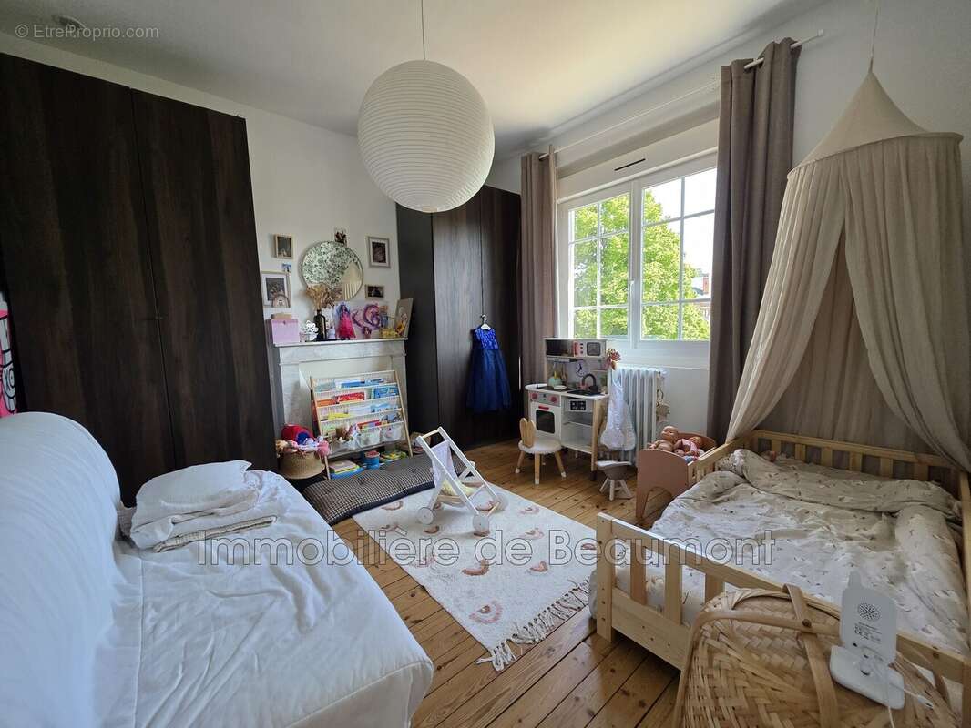 Maison à BEAUMONT-LE-ROGER