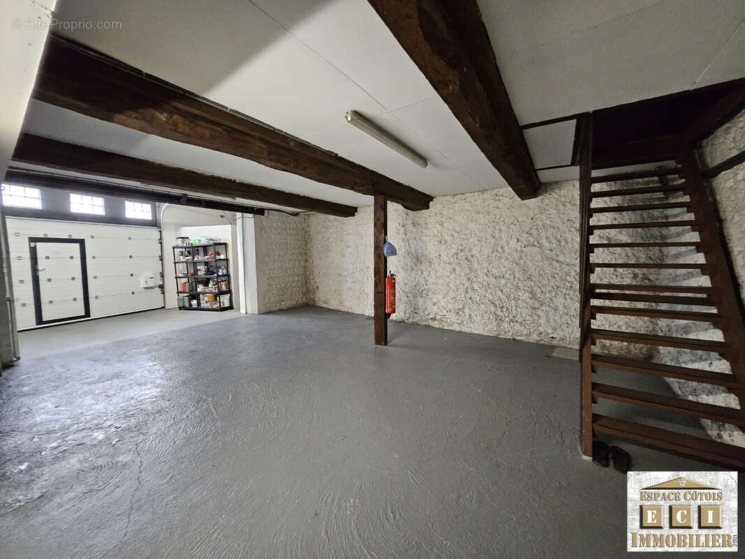 Maison à LA COTE-SAINT-ANDRE