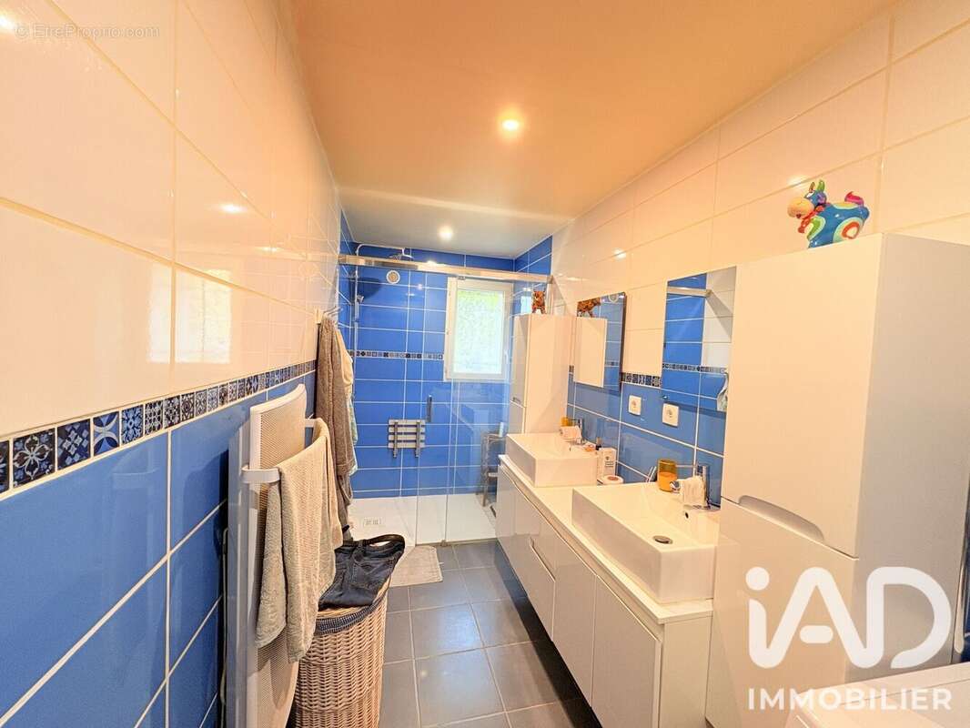 Maison 105 m² à Le Fau  - photo 9