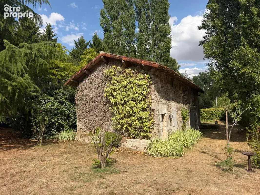 Propriété, sans aucun vis à vis, au  calme  aux Chateliers - photo 3