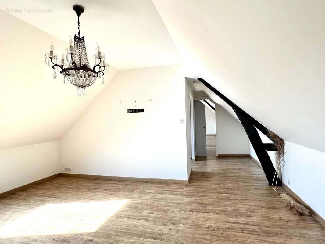 Maison à GAILLARDBOIS-CRESSENVILLE
