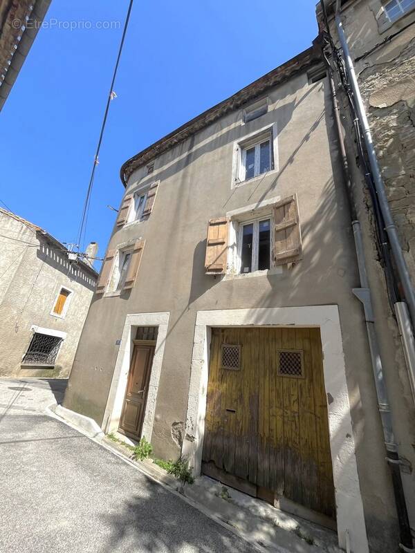 Maison à LAURE-MINERVOIS