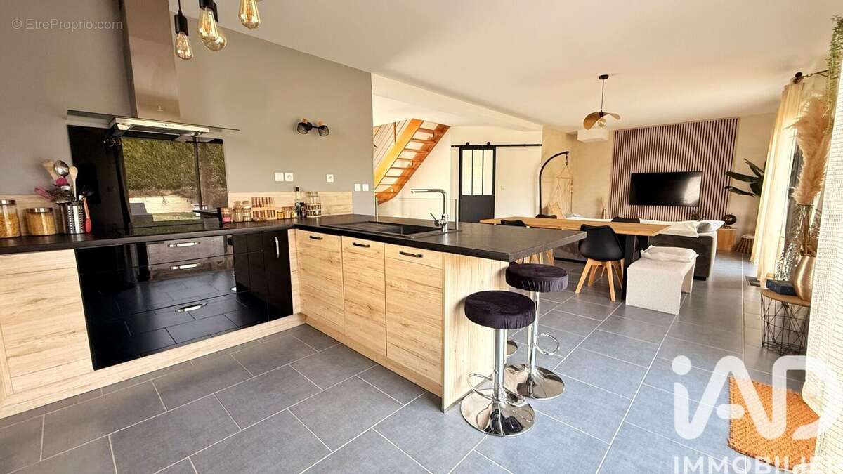 Photo 5 - Maison à BEAUVAIS