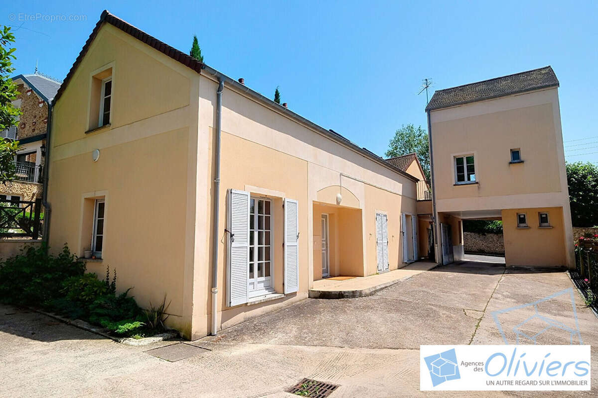 Appartement à CHEVREUSE