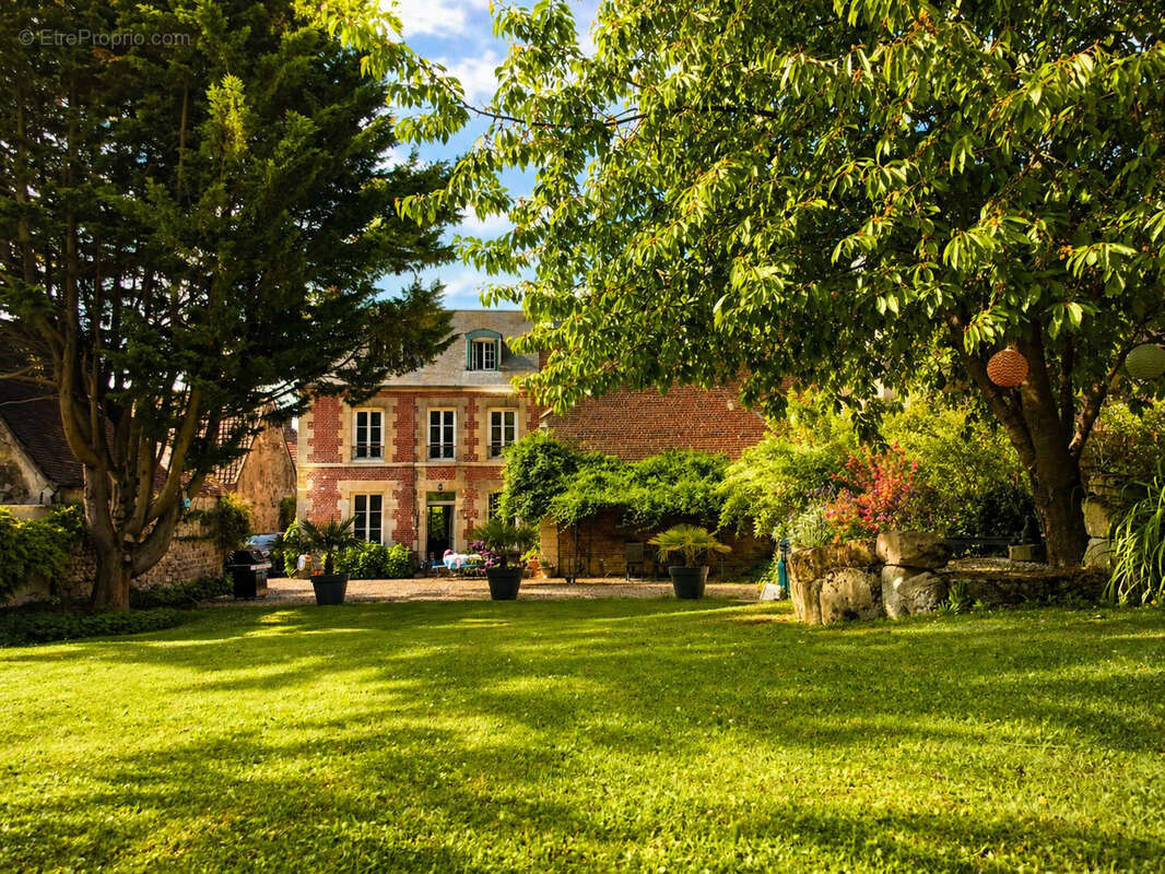 Maison à CROUY-EN-THELLE