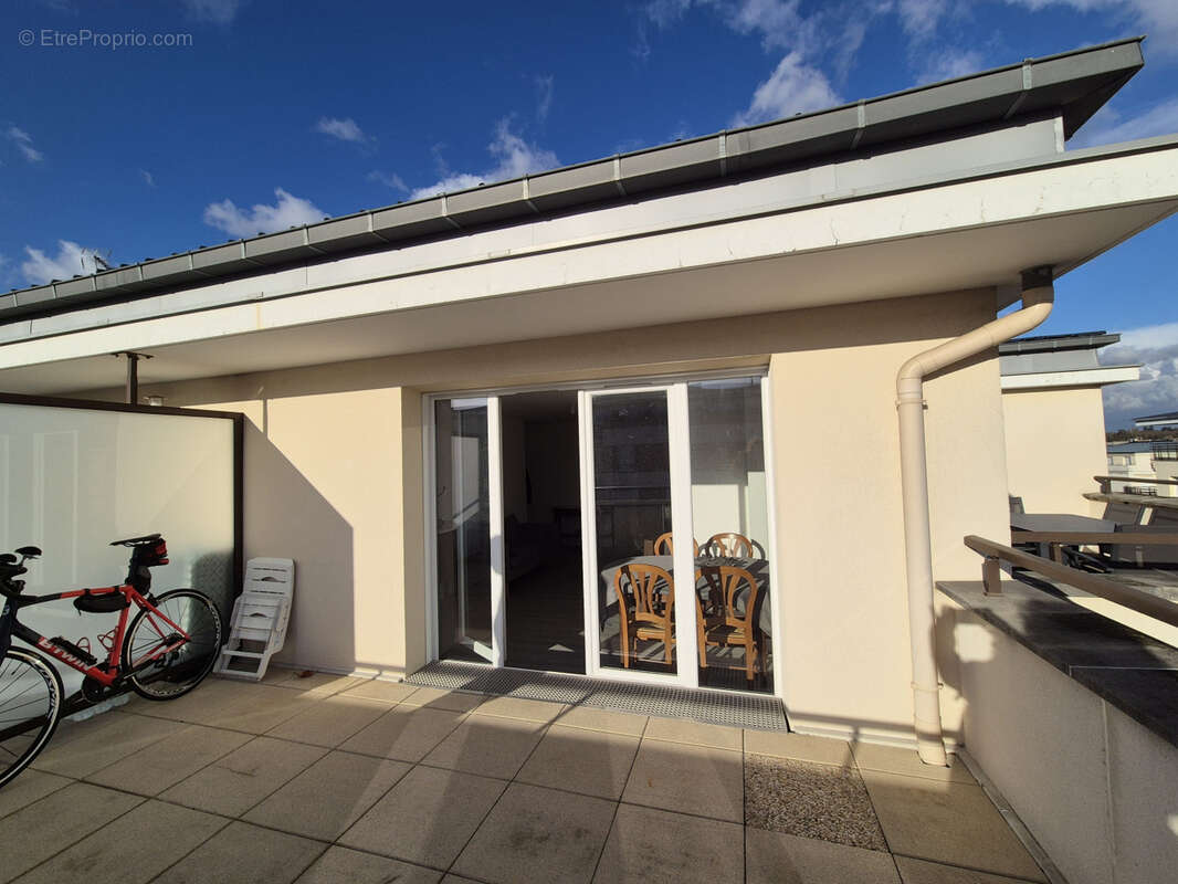 Appartement à CORBEIL-ESSONNES