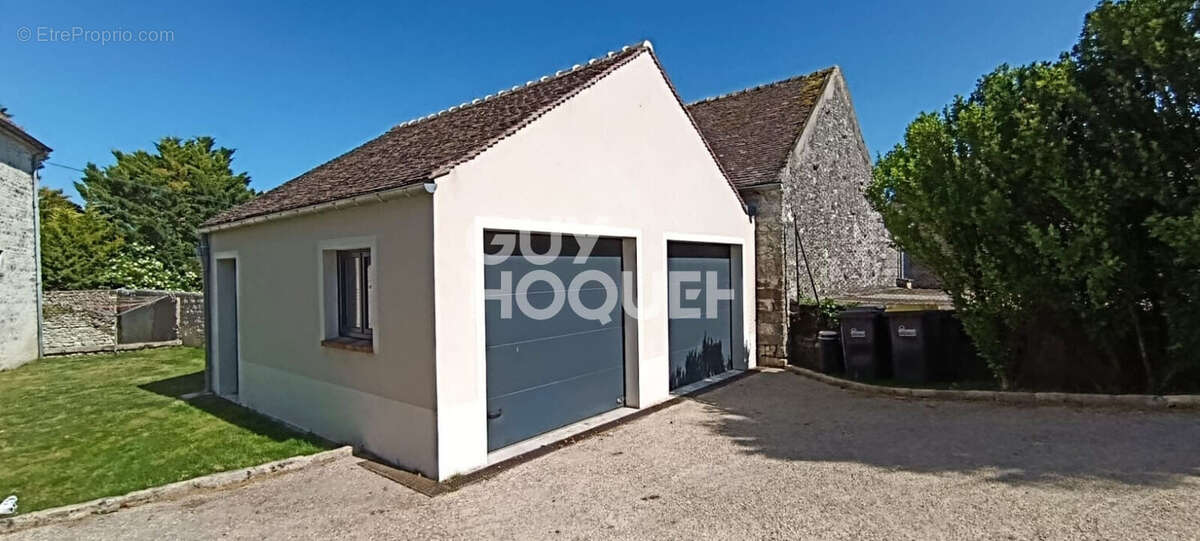 Maison à FONTAINEBLEAU