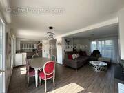 Maison à LA QUEUE-EN-BRIE