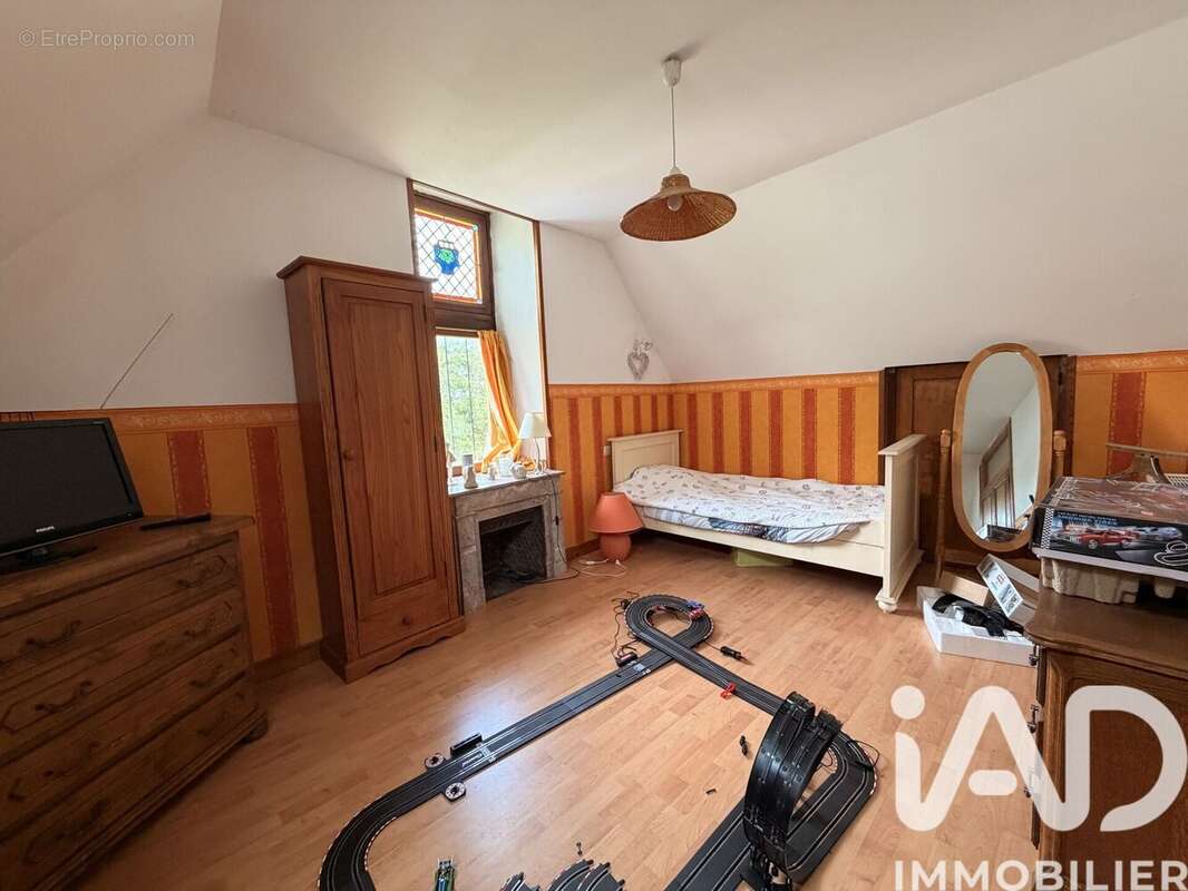 Photo 8 - Maison à YVRE-LE-POLIN