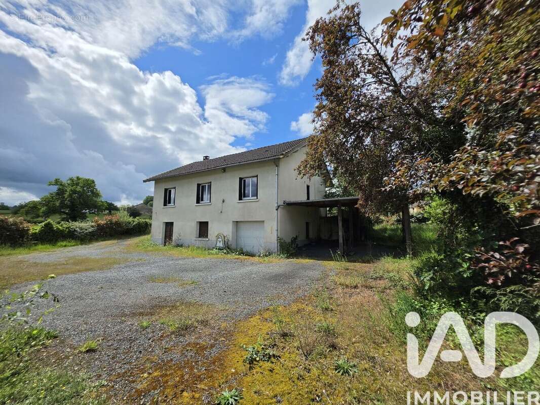 Photo 2 - Maison à THIVIERS