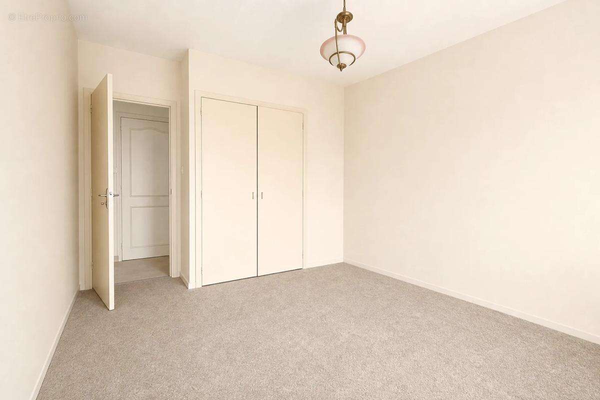 Appartement de 5 pièces de 93 m² à Les Herbiers - photo 4