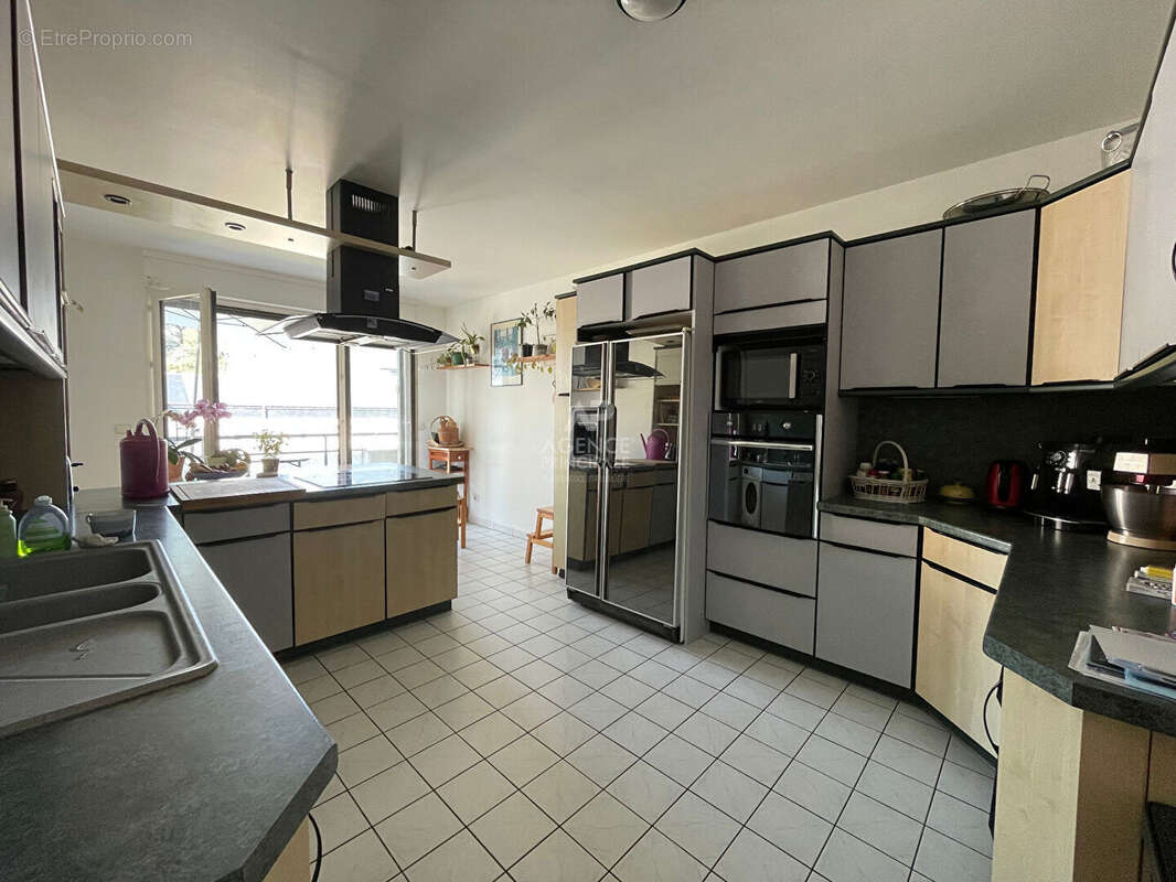 Appartement à CHAVILLE