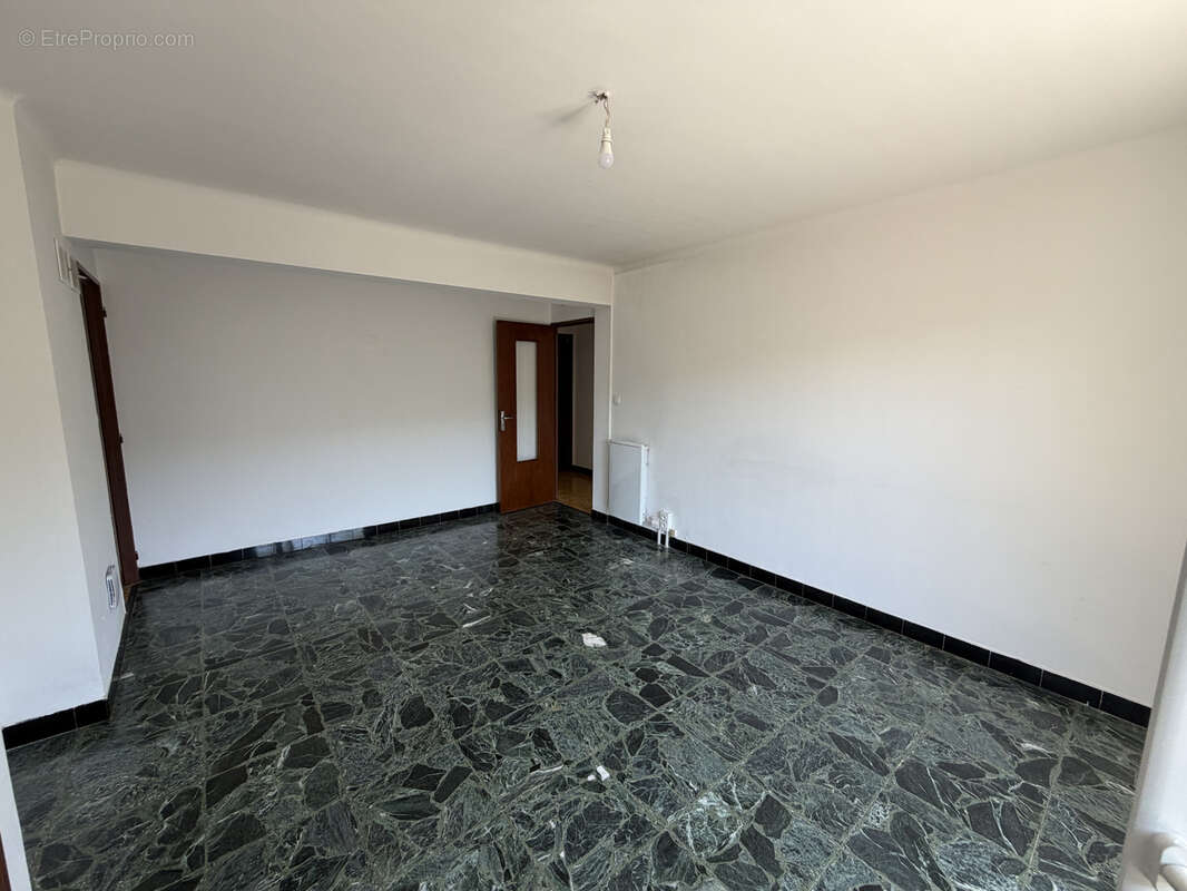 Appartement à TRANS-EN-PROVENCE
