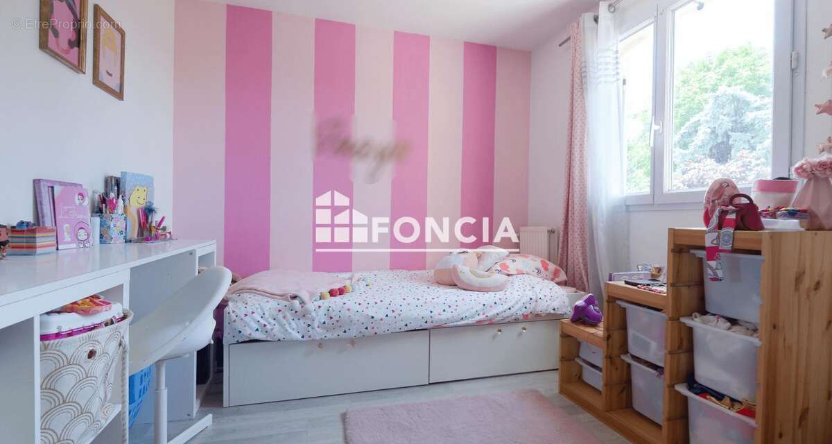 Maison à DAMMARIE-LES-LYS