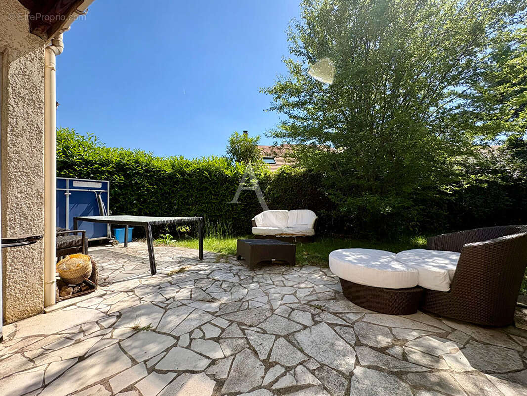 Maison à GIF-SUR-YVETTE