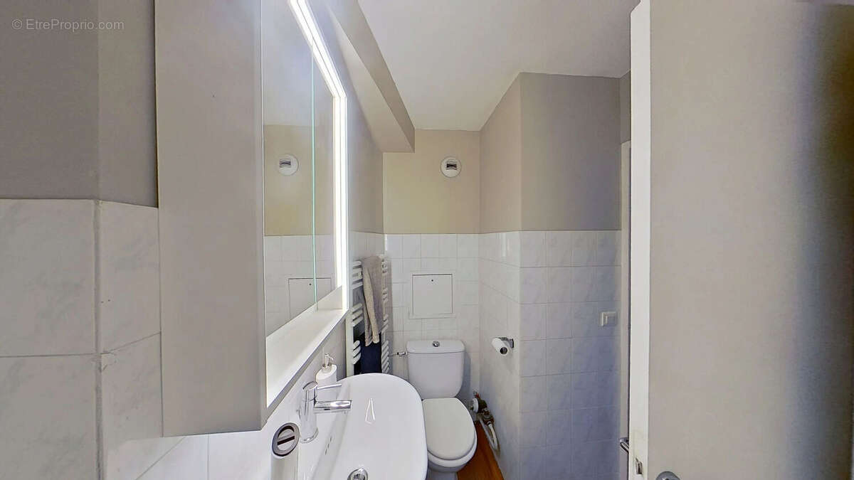 Appartement à LYON-8E