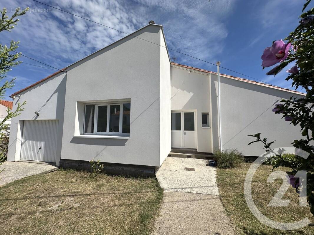 Maison 133 m² à Royan  - photo 3