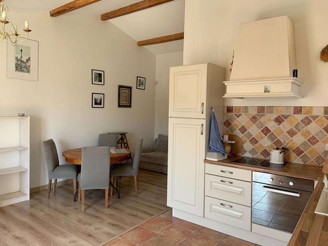 Appartement à SAUSSET-LES-PINS