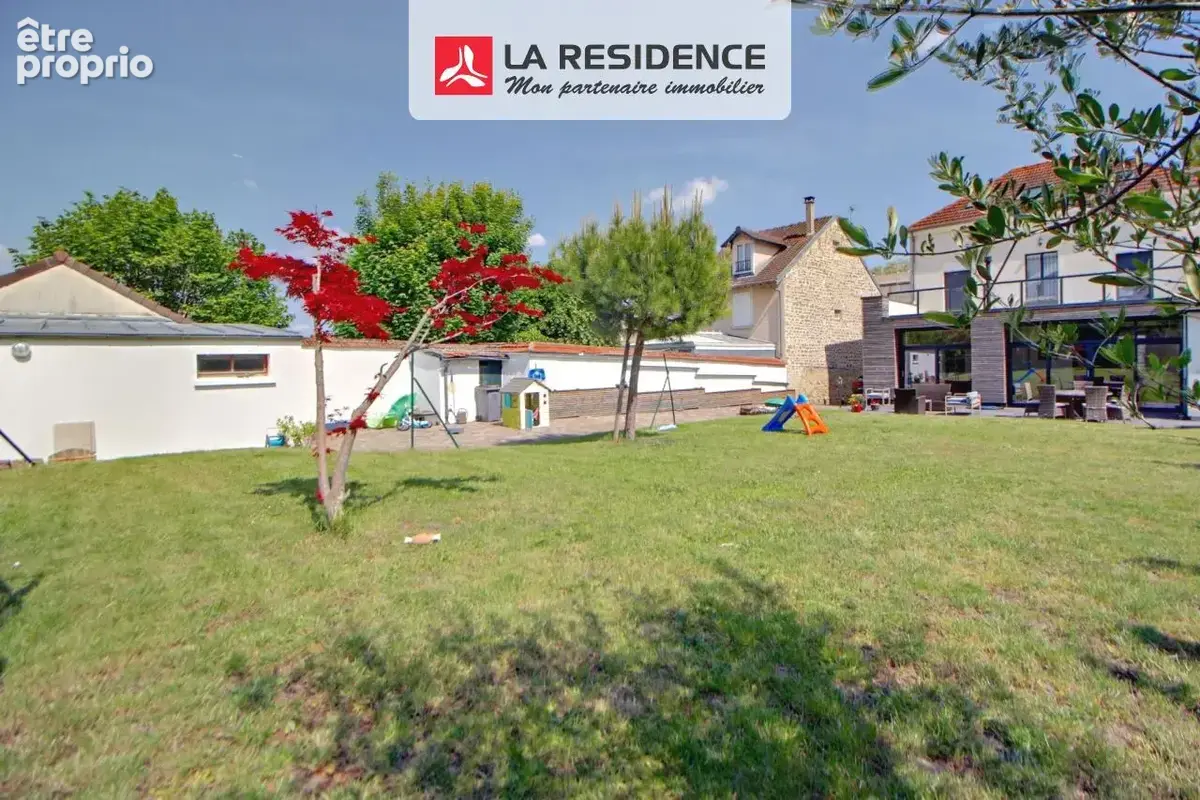 Maison 9 pièces 226 m² à vendre à Verneuil-Sur-Seine (78480) - photo 4