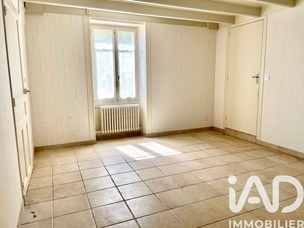 Maison 212 m² à Agudelle  - photo 5