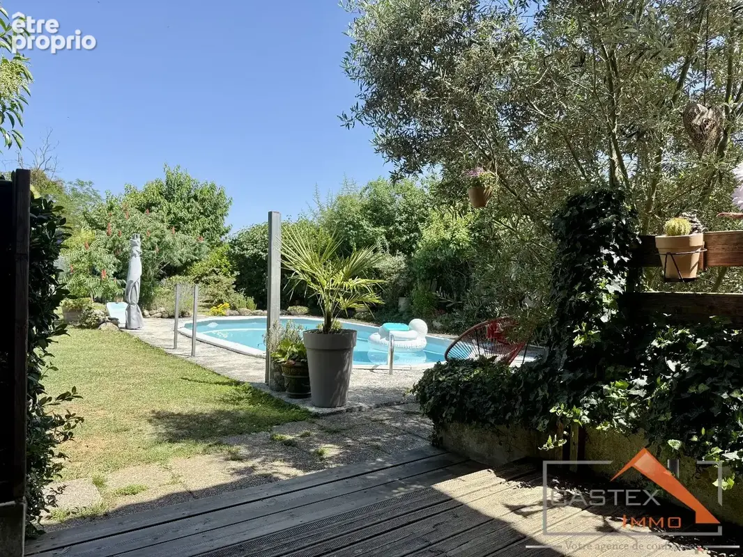 Maison commingeoise rénovée avec jardin, piscine et grand espace de vie de 58 m² - photo 4