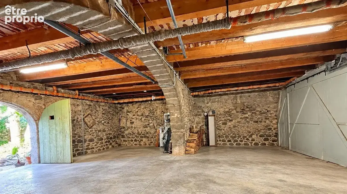Garage 1