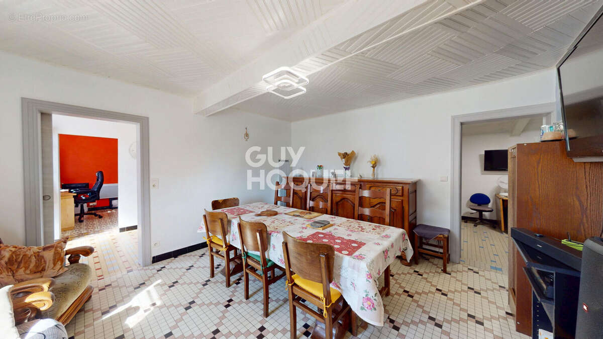 Maison à HAGETMAU