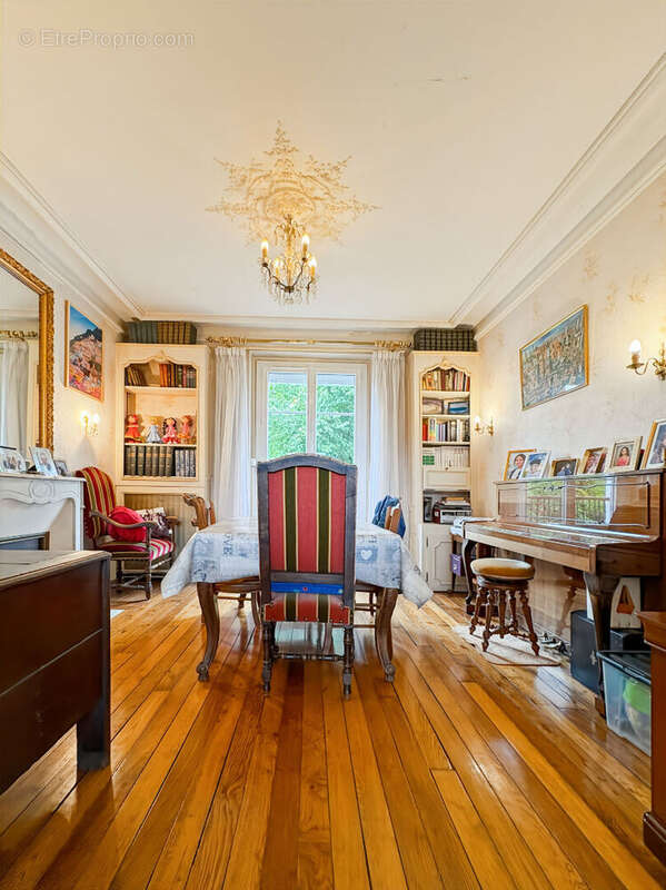 Maison à ROSNY-SOUS-BOIS