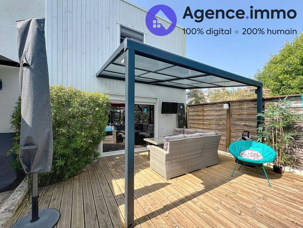 Maison à ROCHECORBON