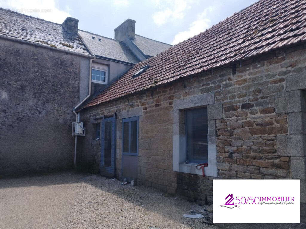 Maison à SAINT-VOUGAY