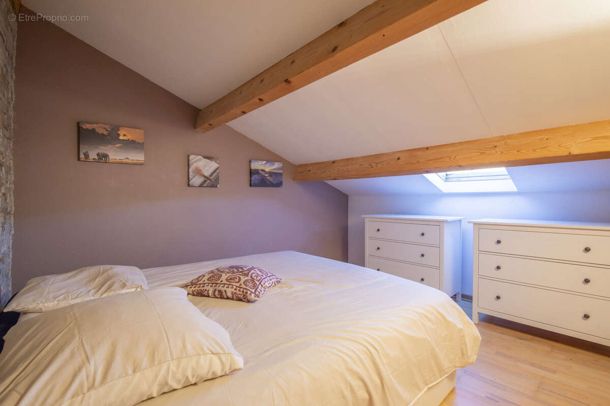 Maison à LA BOUILLADISSE