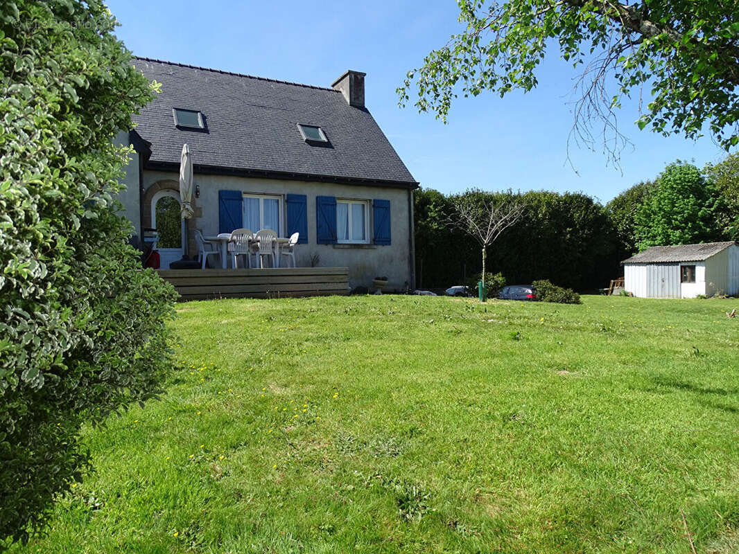 Maison à PLOUNEVEZEL