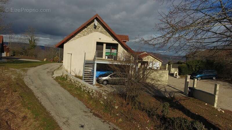 Dpt Ain (01), à vendre ORDONNAZ magnifique appartement T4 de 72 m² avec terrain privatif de 141 m² - photo 20