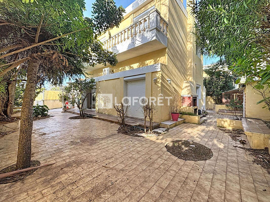 Maison à MARSEILLE-9E