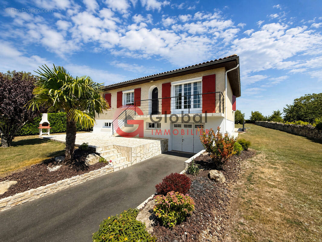 Maison à BENET