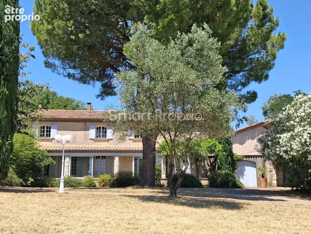 MONTBOUCHER SUR JABRON - 26740 - Propriété T7 - 230 m2 - 6 chambres -- Terrain clos 4700 m2 - - photo 2