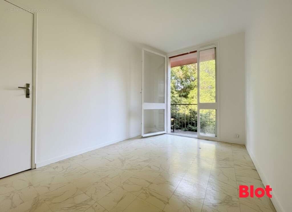Appartement 73 m² à Rennes  - photo 2