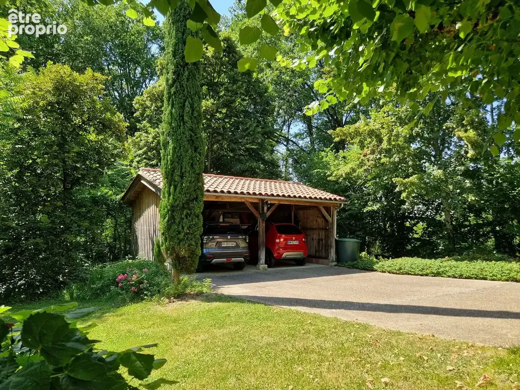 Carport