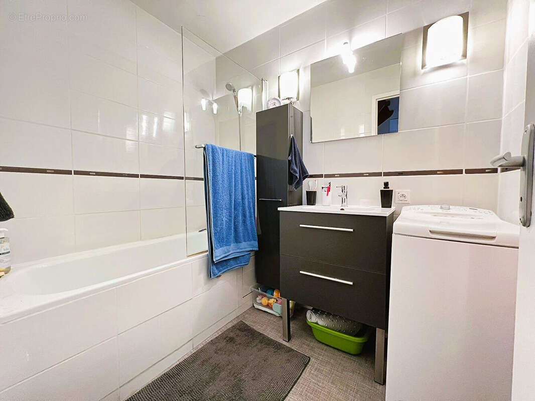 Appartement à CHARTRES-DE-BRETAGNE