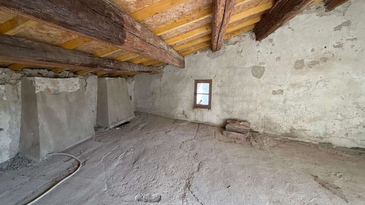Maison à PARAZA