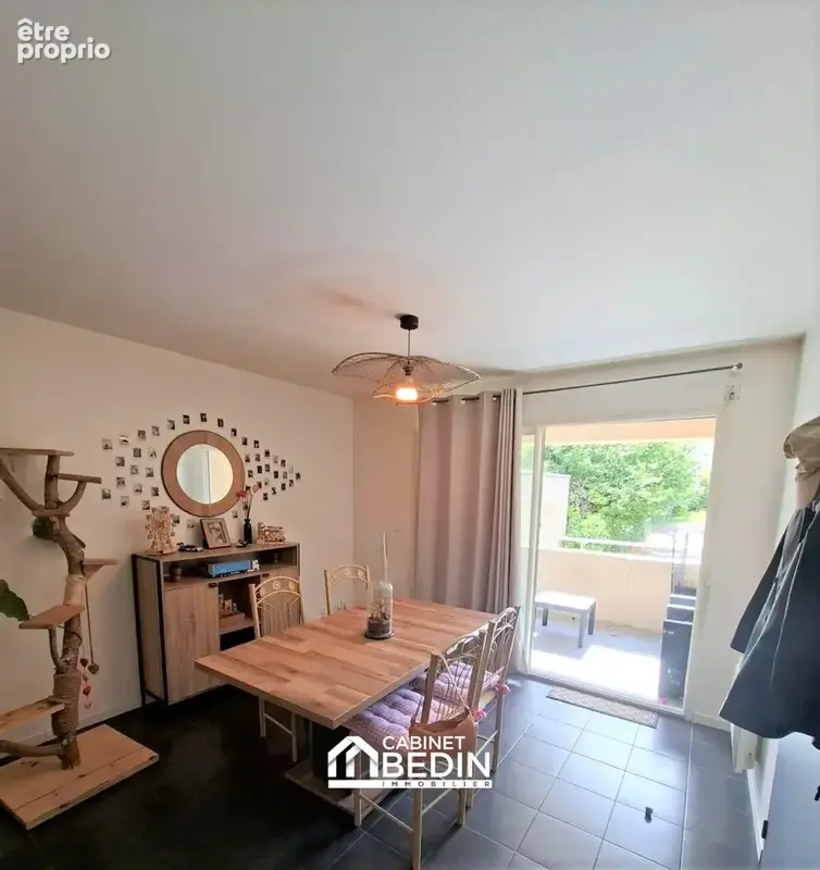 Appartement 10 pièces 270 m² à vendre à Villenave-D'ornon (33140) - photo 2
