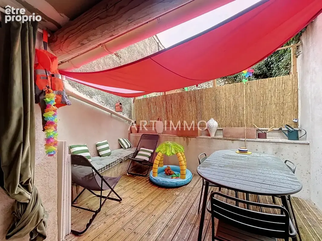 À vendre  maison de village rénovée avec terrasse au cur du village de robion - photo 9