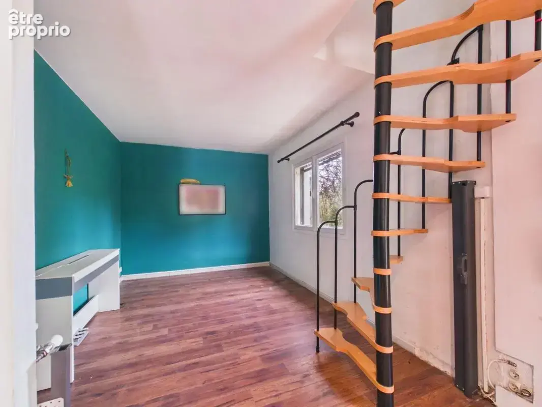 Atypique – 2 610 m² de terrain – espace professionnel - photo 13