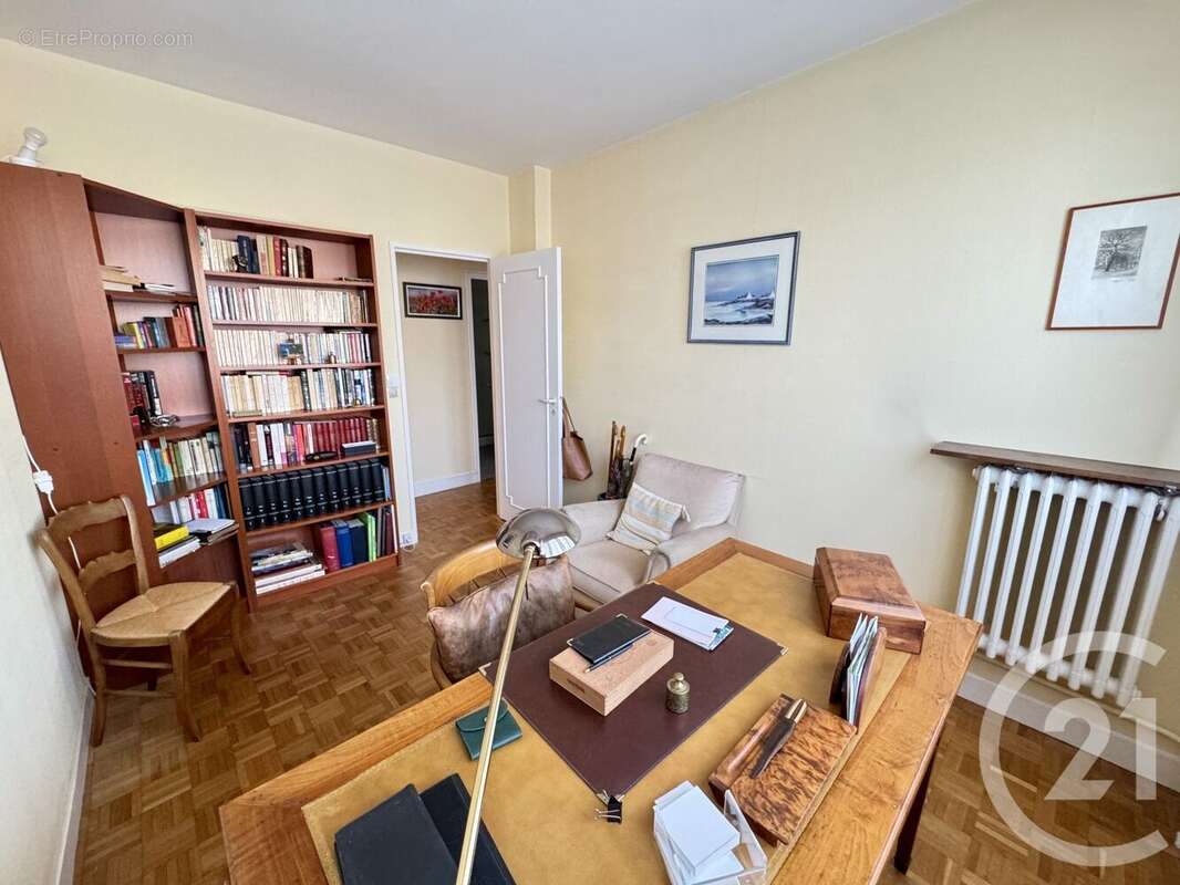 Appartement à AVON