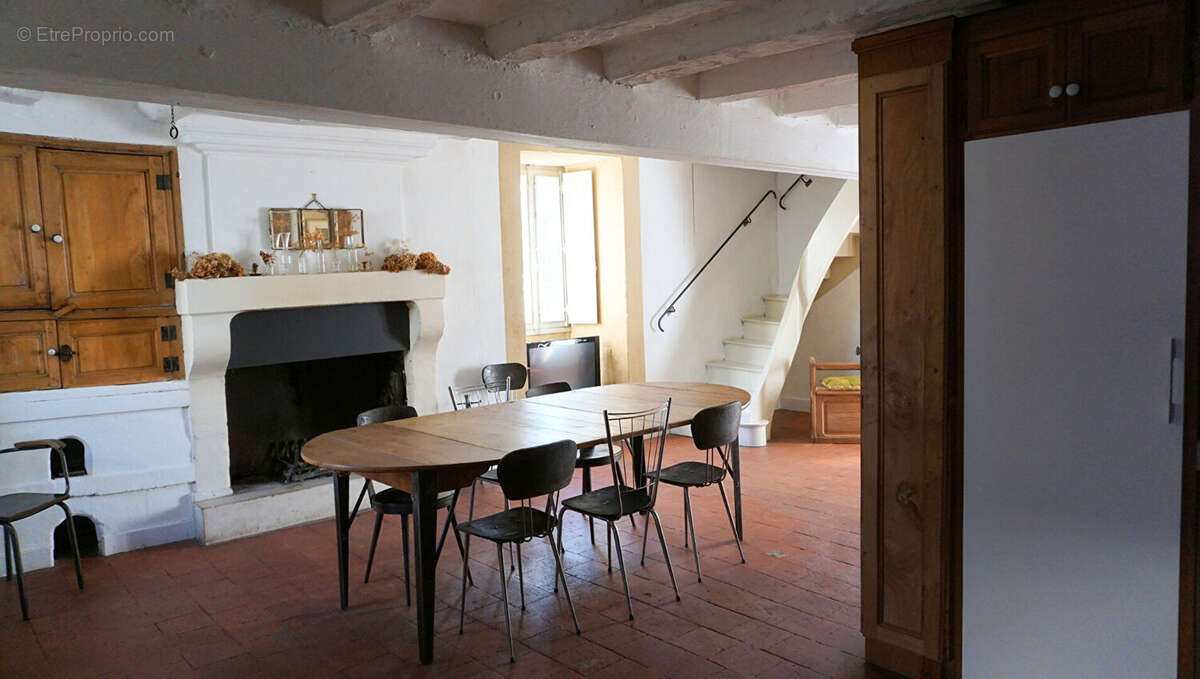 Maison à FERRIERE-LARCON