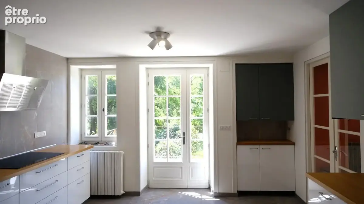 Charente property for sale Champagne-Mouton  812p8