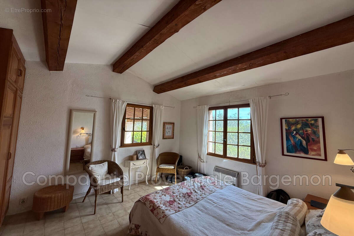Maison à BARGEMON