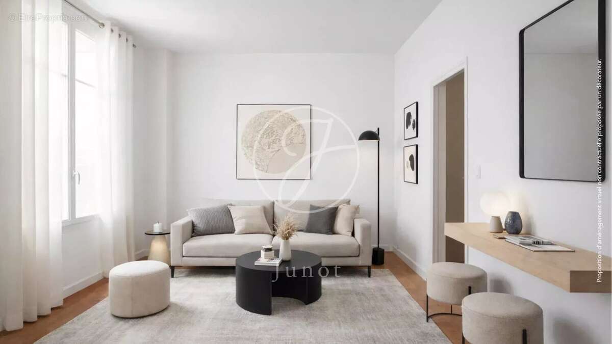 Appartement à PARIS-17E